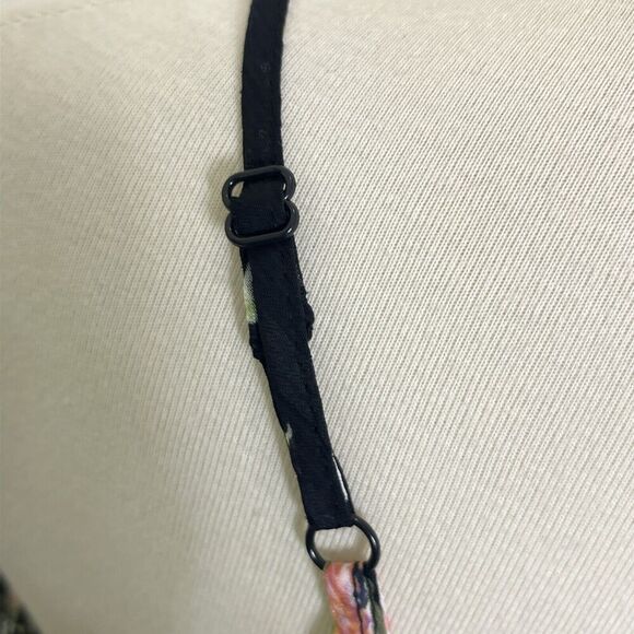 Daniel Rainn Cold Shoulder Blouse Floral Black Multi Size Small NWT - Picture 5 of 9